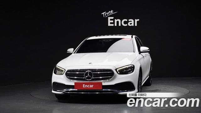 Mercedes-Benz E-Class 2020 — Фото 3/20