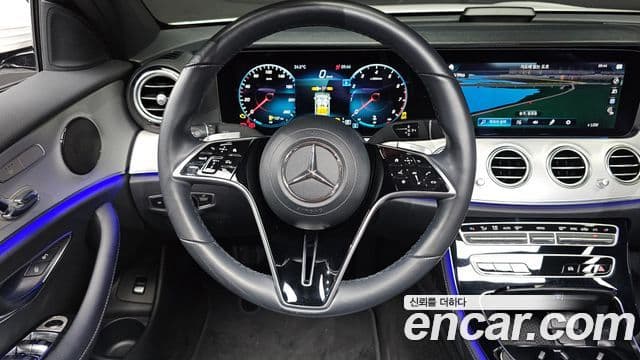 Mercedes-Benz E-Class 2020 — Фото 13/20