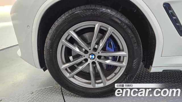 BMW X4 2020 — ფოტო 5/20
