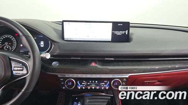 Genesis Electrified G80 2022 — Şəkil 13/20