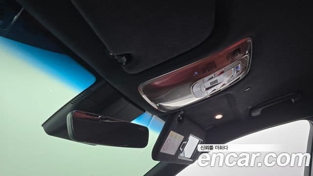 Genesis Electrified G80 2022 — Şəkil 19/20