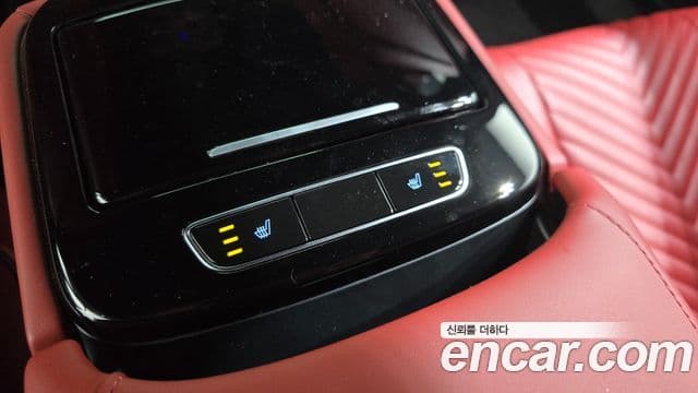 Genesis G80 2022 — Photo 21/32