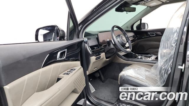 Kia Carnival 2023 — ფოტო 10/20