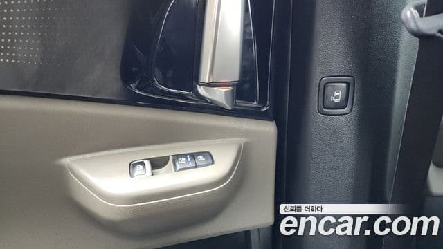 Kia Carnival 2023 — Şəkil 14/39