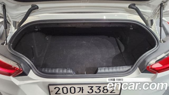 BMW Z4 2019 — Şəkil 14/20