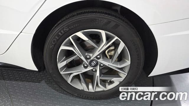 Hyundai Sonata Hybrid 2022 — Şəkil 9/31