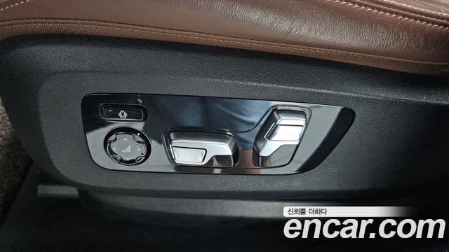 BMW X6 2022 — Photo 34/38