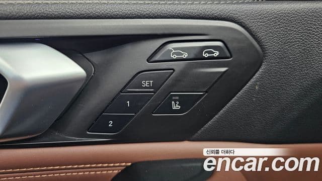 BMW X6 2022 — Photo 18/38