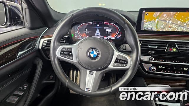 BMW 5 Series 2022 — Фото 13/20