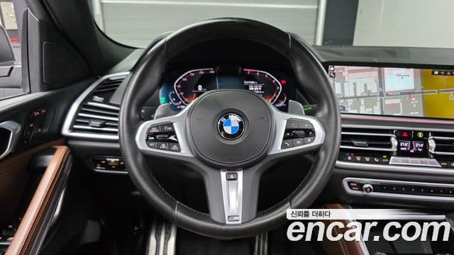 BMW X6 2022 — Фото 12/20