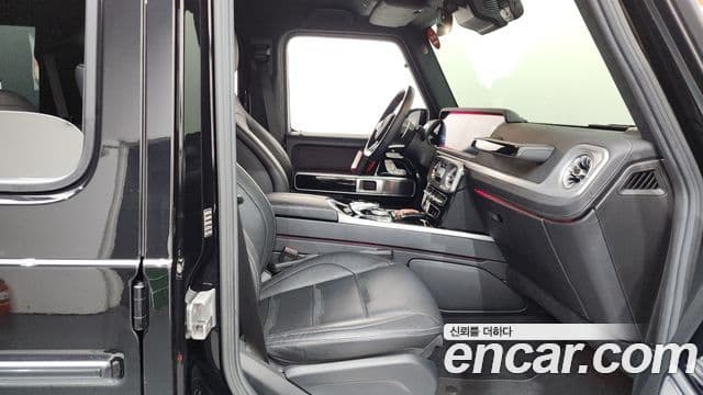 Mercedes-Benz G-Class 2021 — Photo 8/33