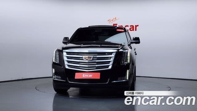 Cadillac Escalade 2019 — ფოტო 3/20