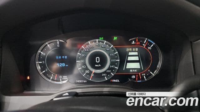 Cadillac Escalade 2019 — ფოტო 8/20