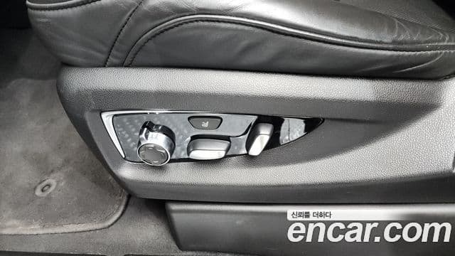 Cadillac Escalade 2019 — Photo 11/42