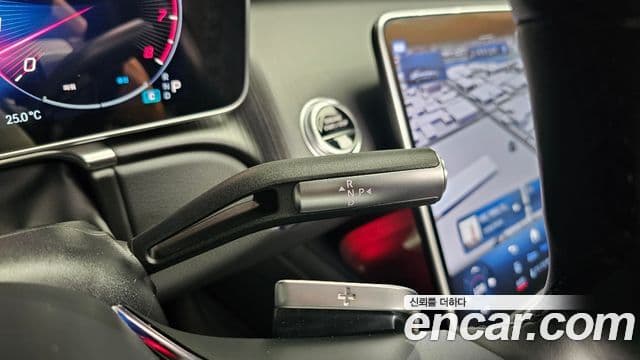Mercedes-Benz S-Class 2025 — Фото 9/20