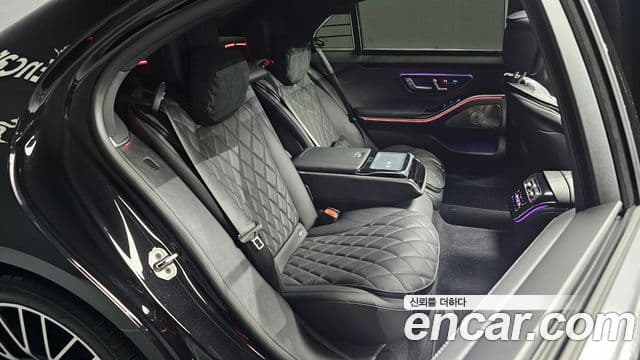 Mercedes-Benz S-Class 2025 — Фото 11/20