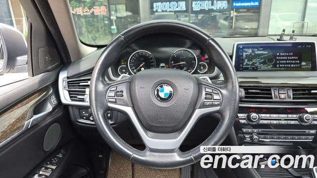 BMW X6 2018 — Фото 13/20