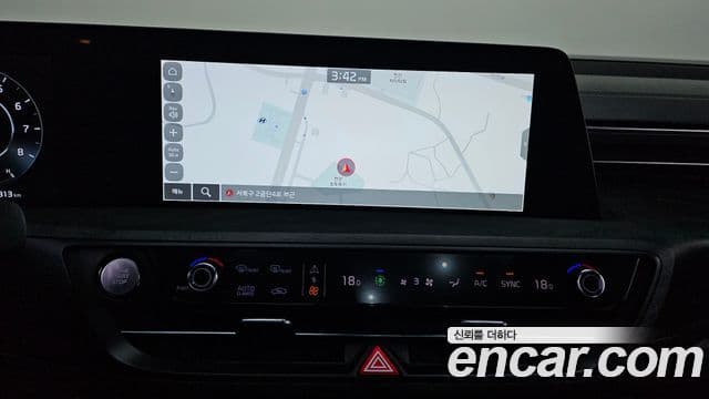 Kia K8 2022 — Şəkil 15/20