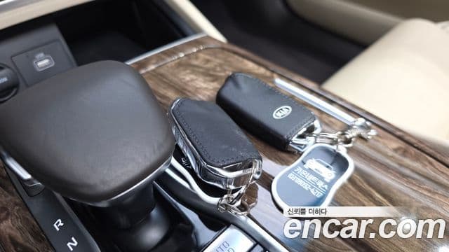Kia The K9 2018 — ფოტო 20/44