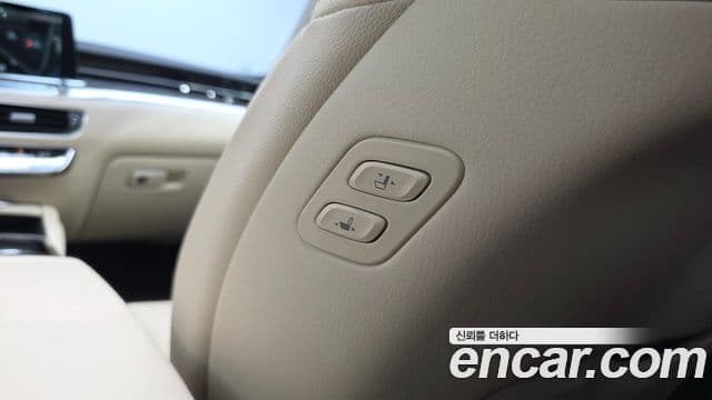 Kia The K9 2018 — ფოტო 41/44