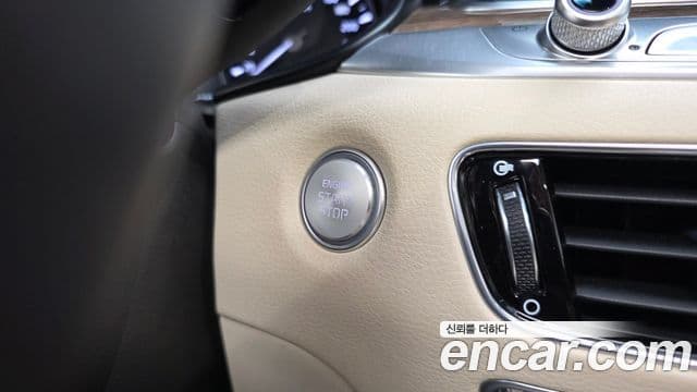 Kia The K9 2018 — ფოტო 7/44