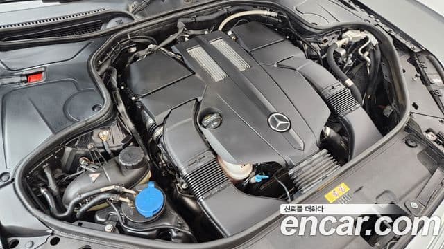 Mercedes-Benz S-Class 2019 — Photo 7/20