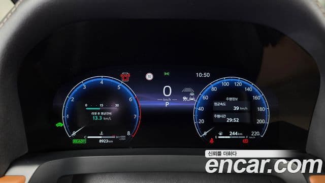 Toyota Alphard 2024 — ფოტო 8/20