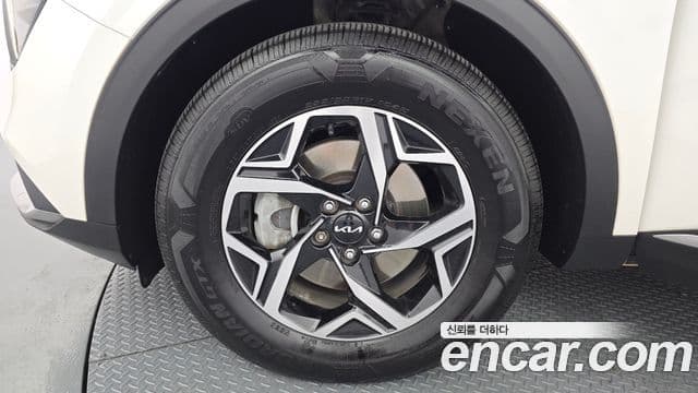 Kia Sportage 2023 — Şəkil 5/20