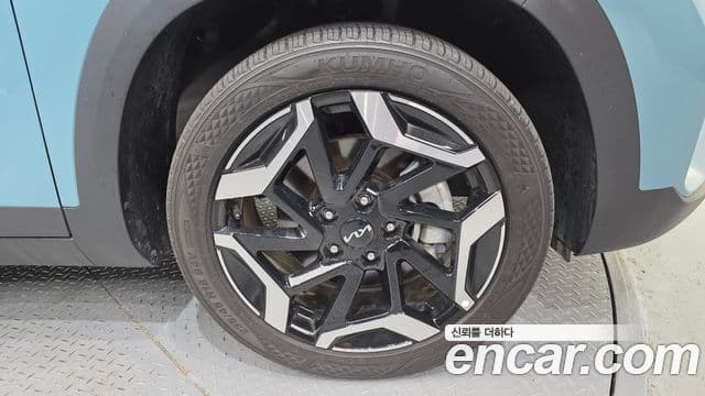 Kia Seltos 2024 — Şəkil 19/32