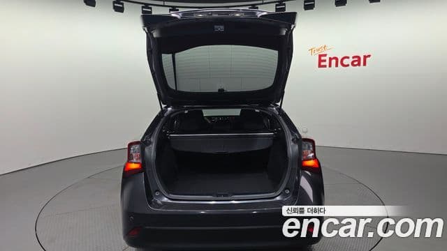Toyota Prius 2019 — Фото 20/20