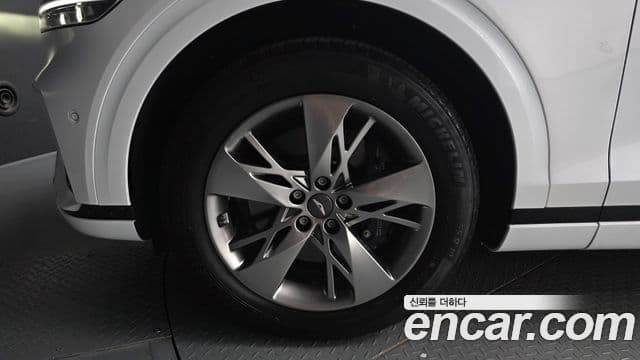 Genesis GV70 2021 — Şəkil 5/20