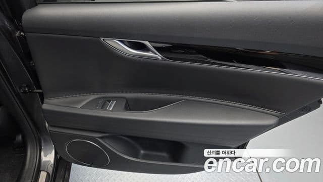 Genesis G80 2020 — Photo 21/32