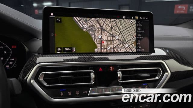 BMW X4 2022 — ფოტო 14/20