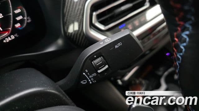 BMW X4 2022 — ფოტო 19/20