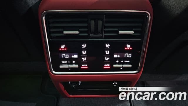 Porsche Cayenne 2022 — Photo 5/20