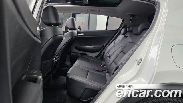 Kia Sportage The Bold 2019 — Фото 11/20