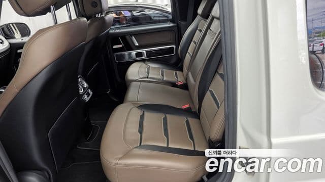 Mercedes-Benz G-Class 2020 — Photo 18/31