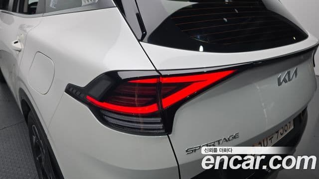 Kia Sportage 2021 — Photo 6/31