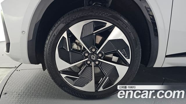 Renault Samsung Grand Koleos 2025 — Photo 39/39