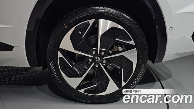 Renault Samsung Grand Koleos 2025 — Photo 28/39