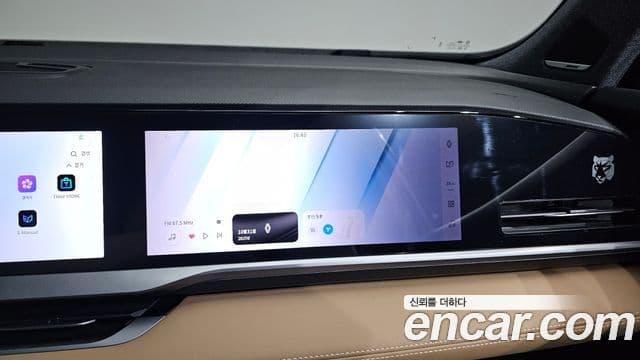 Renault Samsung Grand Koleos 2025 — Photo 18/39