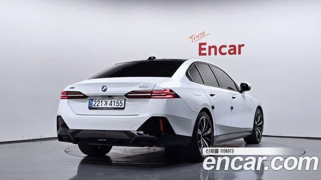 BMW 5 Series 2025 — Şəkil 2/20