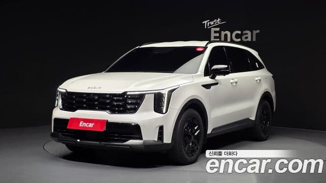 Kia Sorento 2023 — Фото 1/20