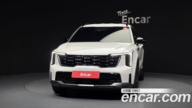 Kia Sorento 2023 — Фото 3/20