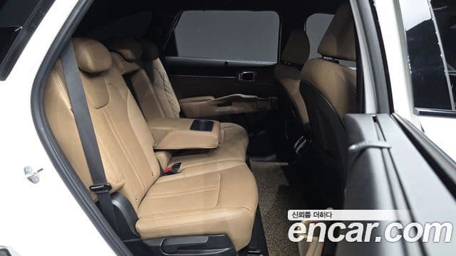 Kia Sorento 2023 — Фото 12/20
