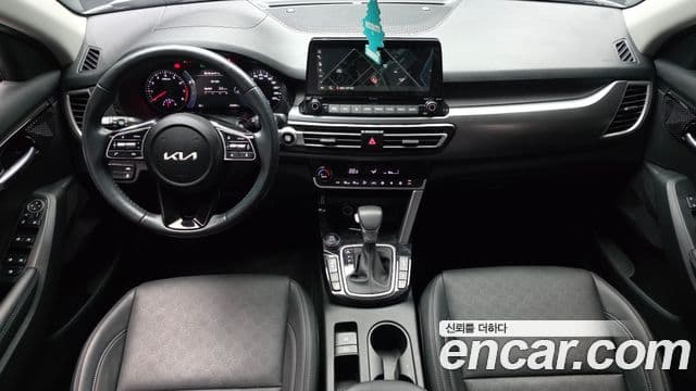 Kia Seltos 2022 — ფოტო 7/20
