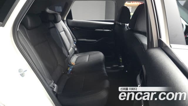 Kia Seltos 2022 — ფოტო 12/20
