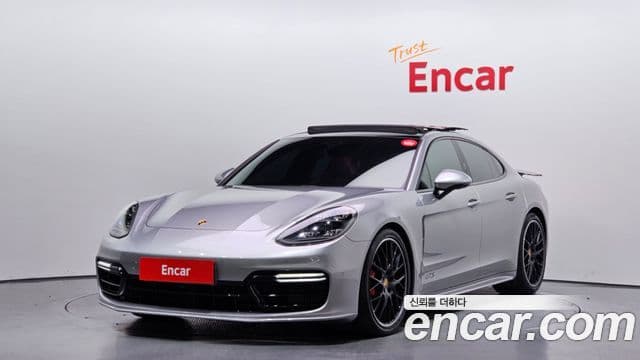 Porsche Panamera 2019 — Şəkil 10/20