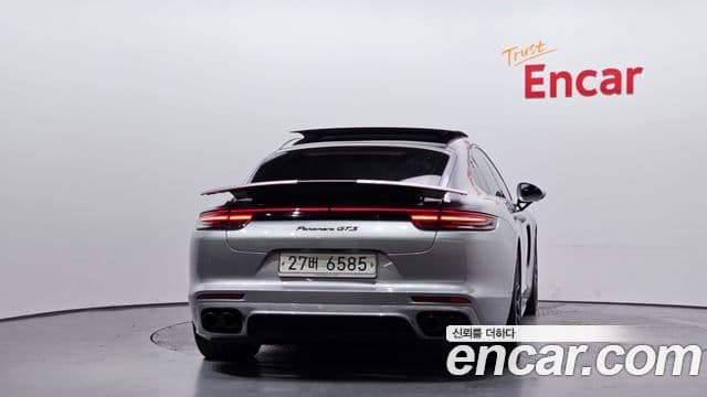 Porsche Panamera 2019 — Şəkil 3/20