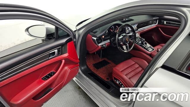 Porsche Panamera 2019 — Şəkil 9/20